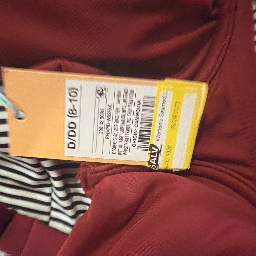 Burgundy bikini top 8 and medium black and white stripped high waisted bottoms - Picture 4 of 5